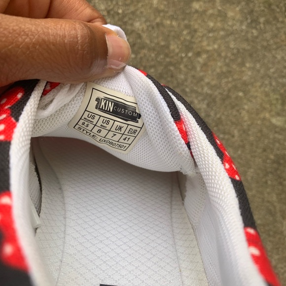 Minnie Mouse Bow Disney Shoes - Picture 4 of 4